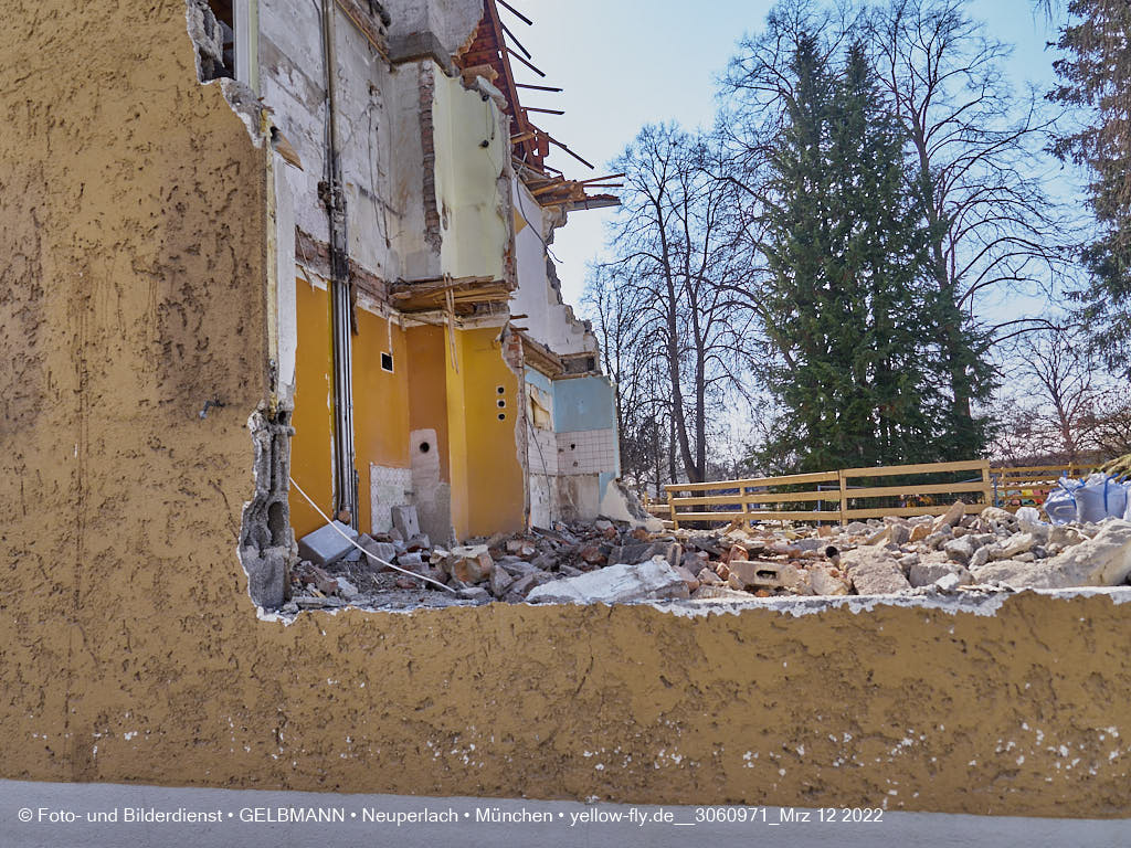 12.03.2022 - Abriss und Neubau der Maikäfersiedlung 