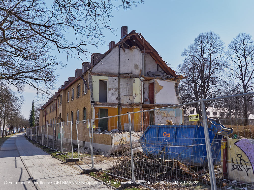 12.03.2022 - Abriss und Neubau der Maikäfersiedlung 