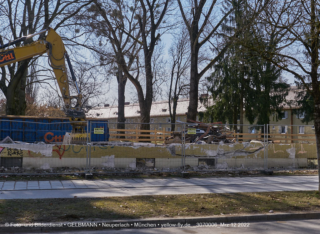 12.03.2022 - Abriss und Neubau der Maikäfersiedlung 