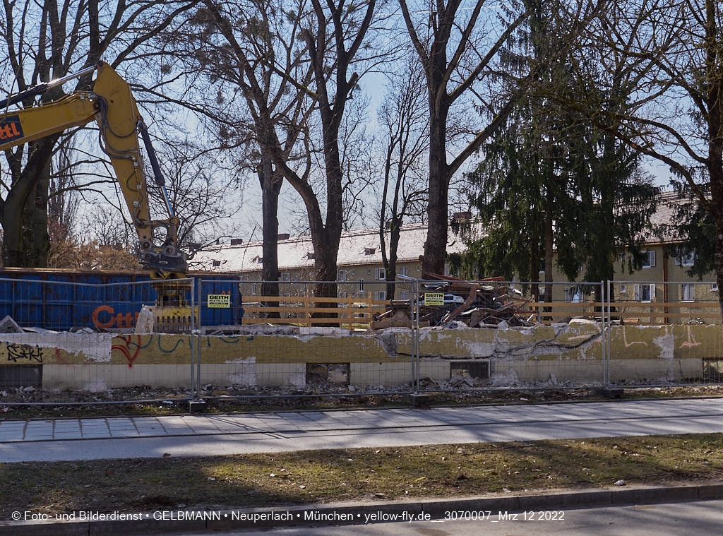 12.03.2022 - Abriss und Neubau der Maikäfersiedlung 