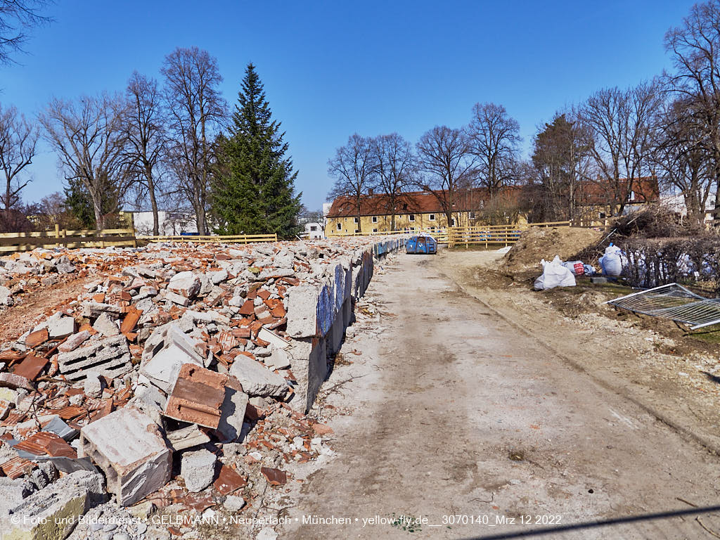 12.03.2022 - Abriss und Neubau der Maikäfersiedlung 