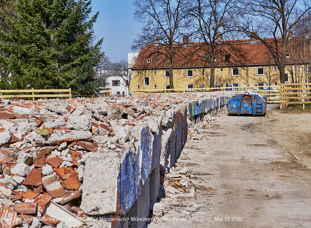 12.03.2022 - Abriss und Neubau der Maikäfersiedlung 
