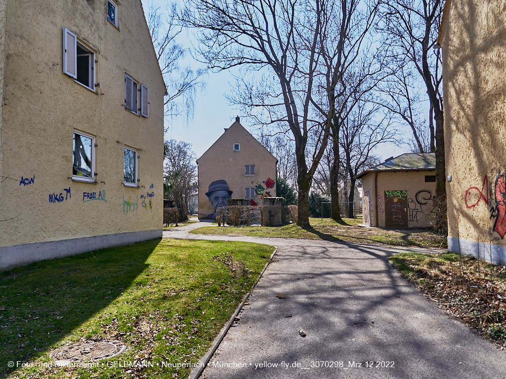 12.03.2022 - Abriss und Neubau der Maikäfersiedlung 