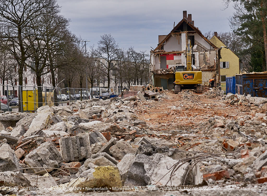15.03.2022 - Abriss und Neubau der Maikäfersiedlung 
