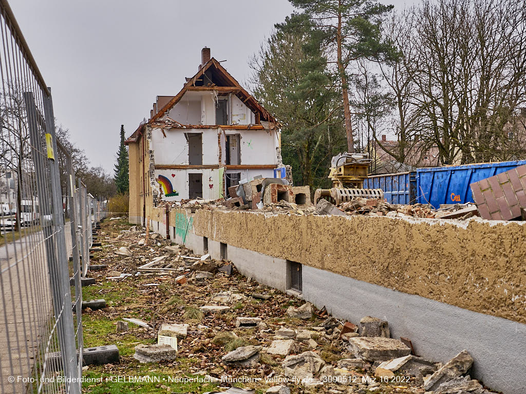 16.03.2022 - Abriss und Neubau der Maikäfersiedlung 