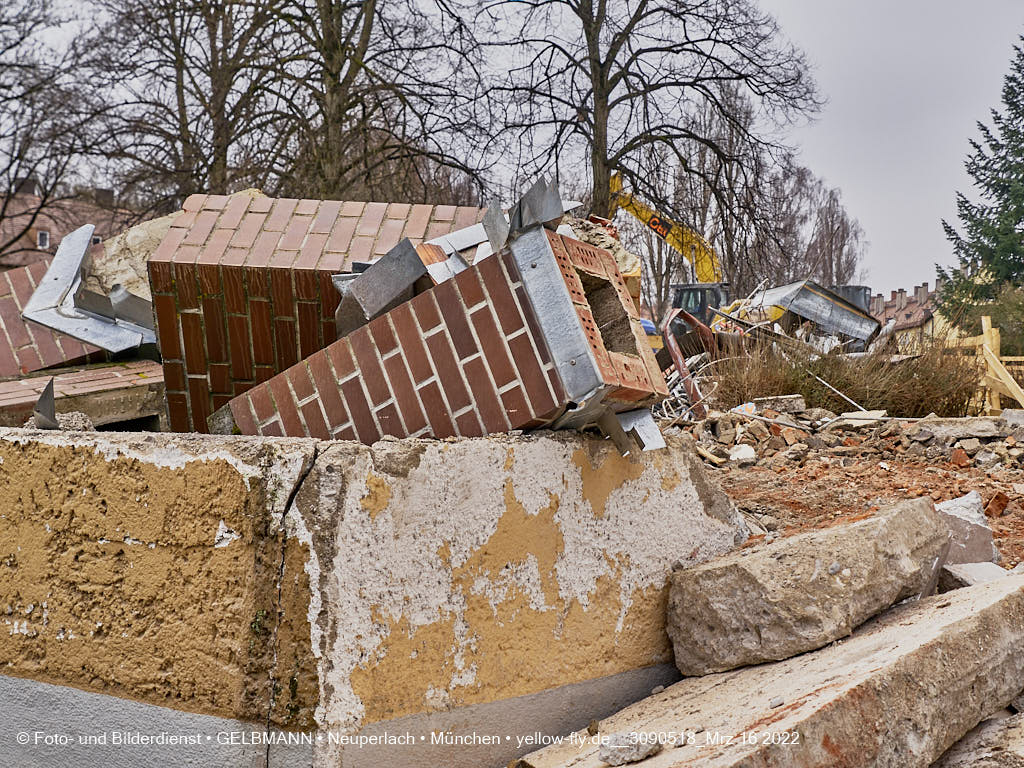 16.03.2022 - Abriss und Neubau der Maikäfersiedlung 