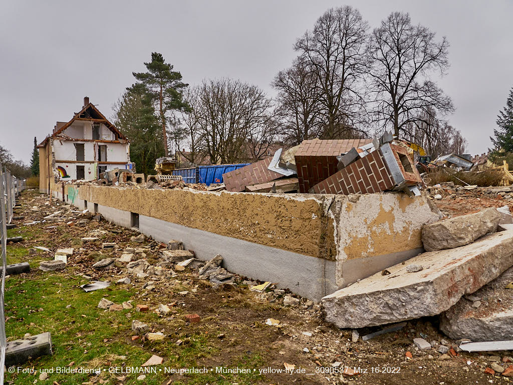 16.03.2022 - Abriss und Neubau der Maikäfersiedlung 