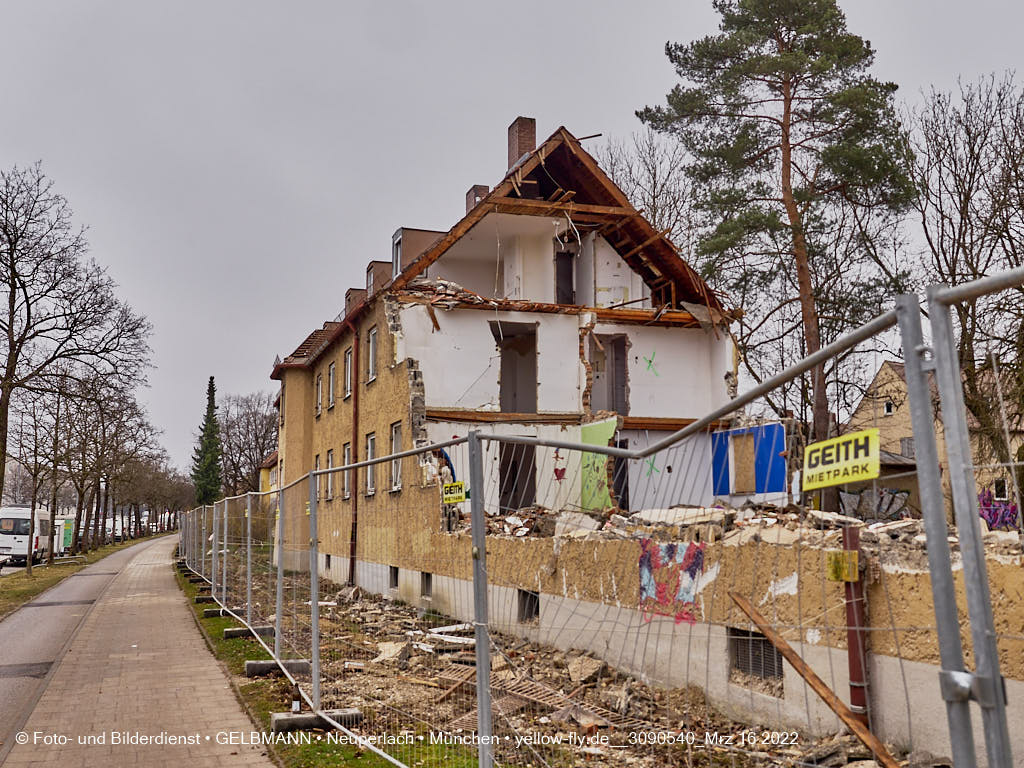16.03.2022 - Abriss und Neubau der Maikäfersiedlung 