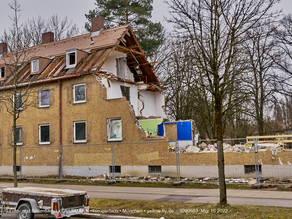16.03.2022 - Abriss und Neubau der Maikäfersiedlung 