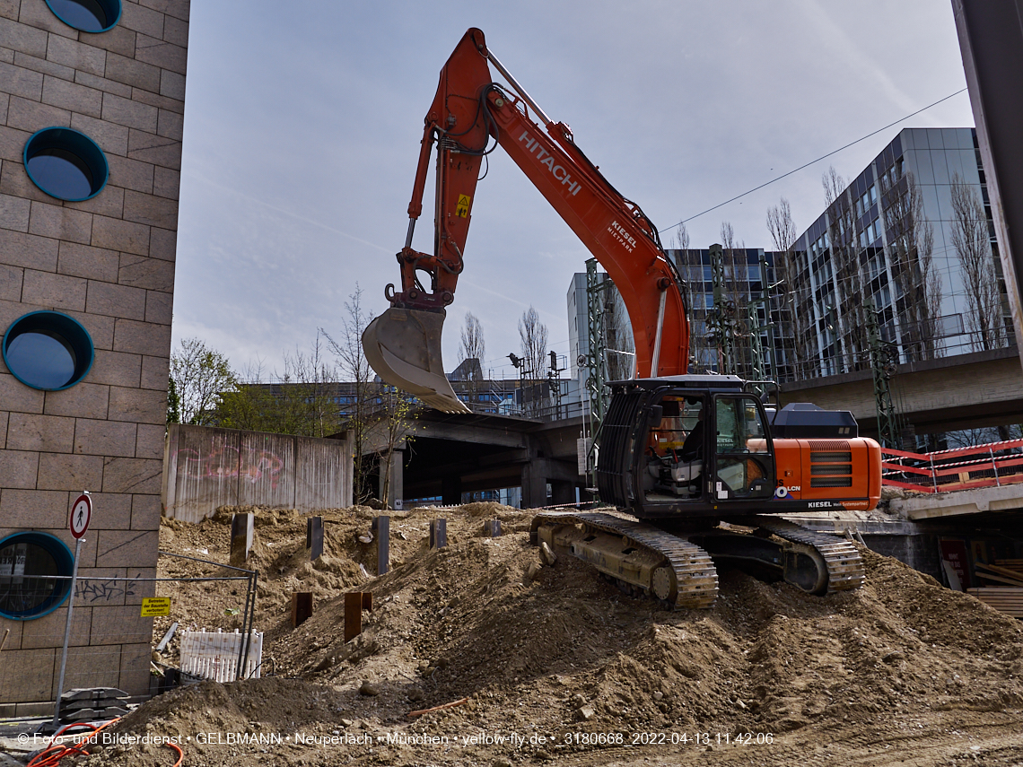 13.04.2022 - Neubau der Eisenbahnbrücke in der Balanstraße