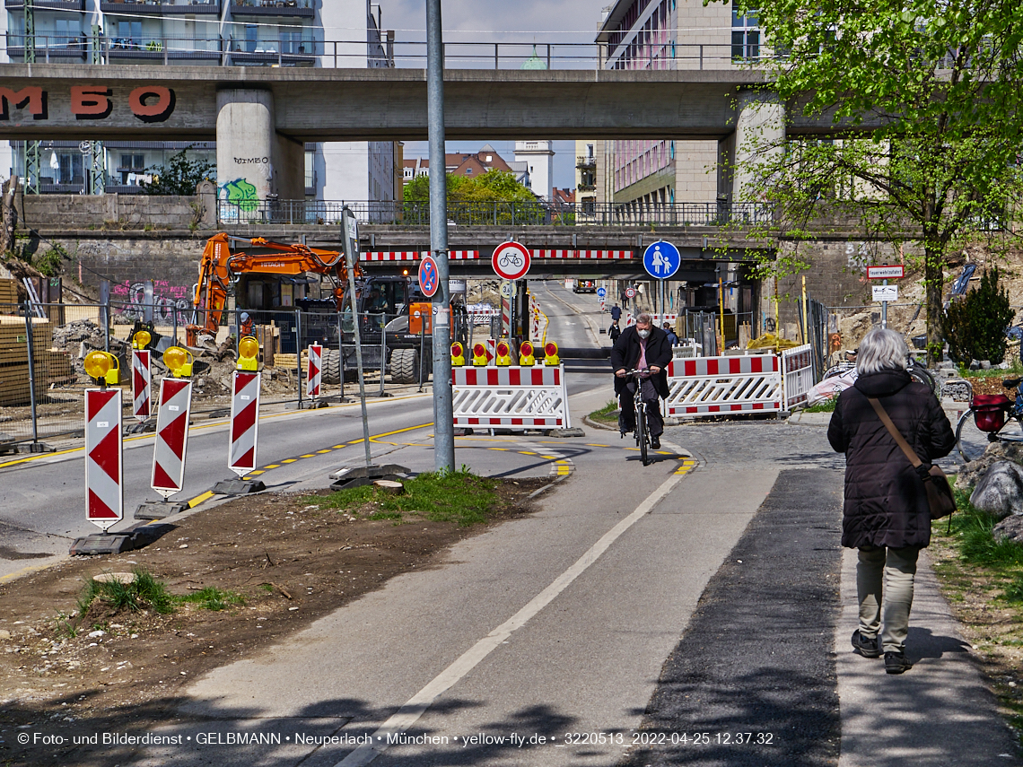 25.04.2022 - Neubau der Eisenbahnbrücke in der Balanstraße