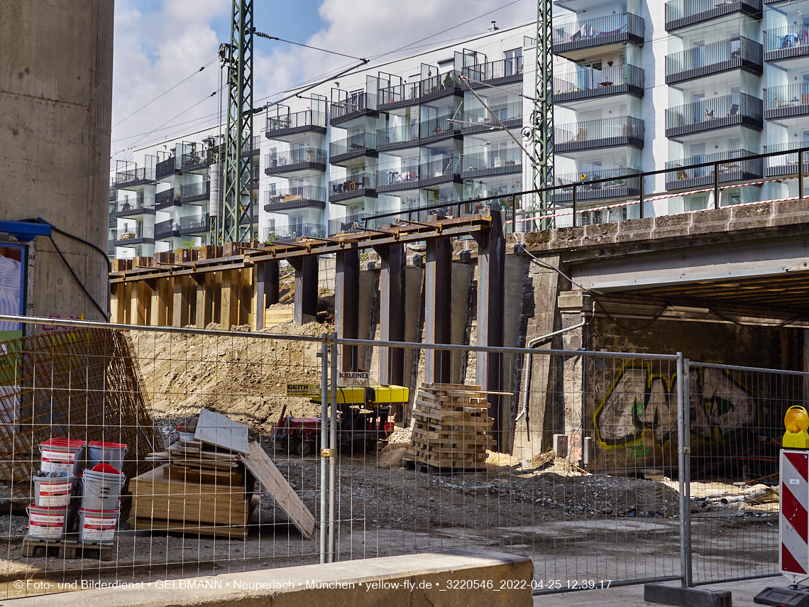 25.04.2022 - Neubau der Eisenbahnbrücke in der Balanstraße