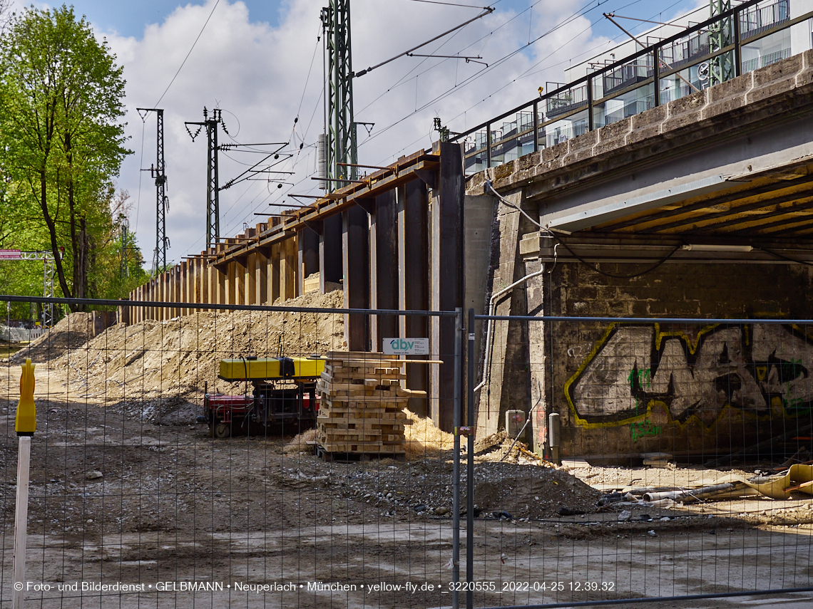 25.04.2022 - Neubau der Eisenbahnbrücke in der Balanstraße