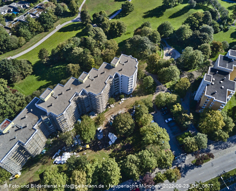 23.09.2022 - Marx-Zentrum, Studentenwohnheim und Wohnanlage Karl-Marx-Ring 52-62 und KMR 53-57c
