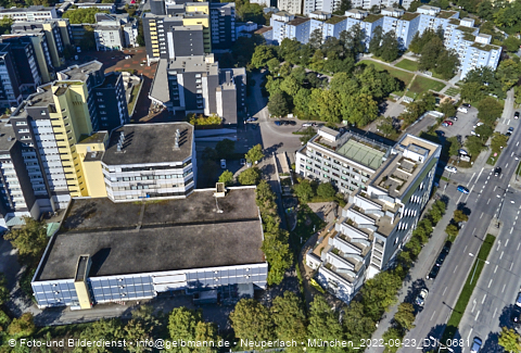 23.09.2022 - Marx-Zentrum, Studentenwohnheim und Wohnanlage Karl-Marx-Ring 52-62 und KMR 53-57c