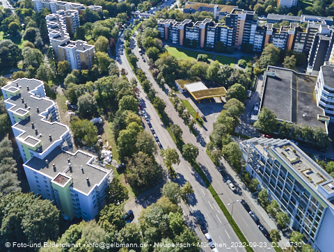 23.09.2022 - Marx-Zentrum, Studentenwohnheim und Wohnanlage Karl-Marx-Ring 52-62 und KMR 53-57c