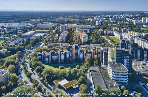 23.09.2022 - Marx-Zentrum, Studentenwohnheim und Wohnanlage Karl-Marx-Ring 52-62 und KMR 53-57c