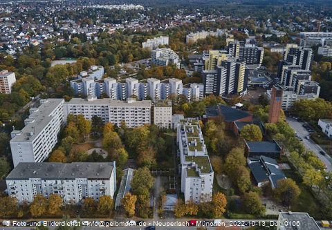 13.10.2022 - Marx-Zentrum, Studentenwohnheim und Wohnanlage Karl-Marx-Ring 52-62 und KMR 53-57c