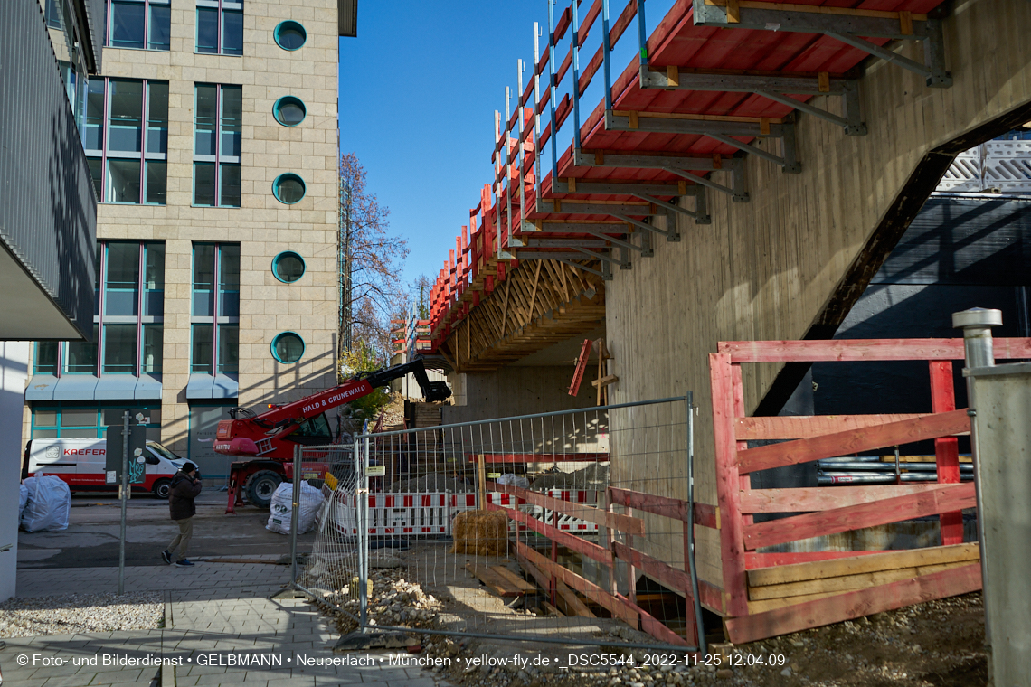 25.11.2022 - Neubau der Eisenbahnbrücke in der Balanstraße