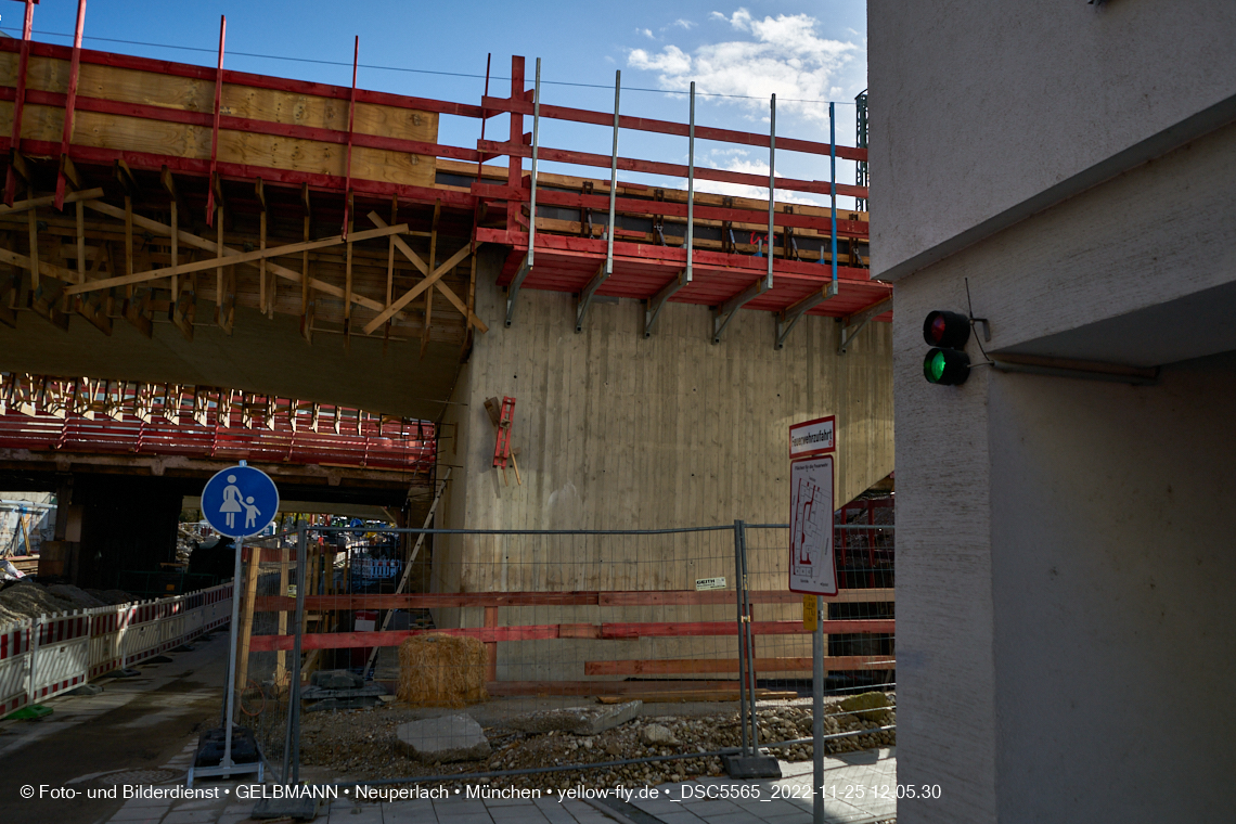 25.11.2022 - Neubau der Eisenbahnbrücke in der Balanstraße