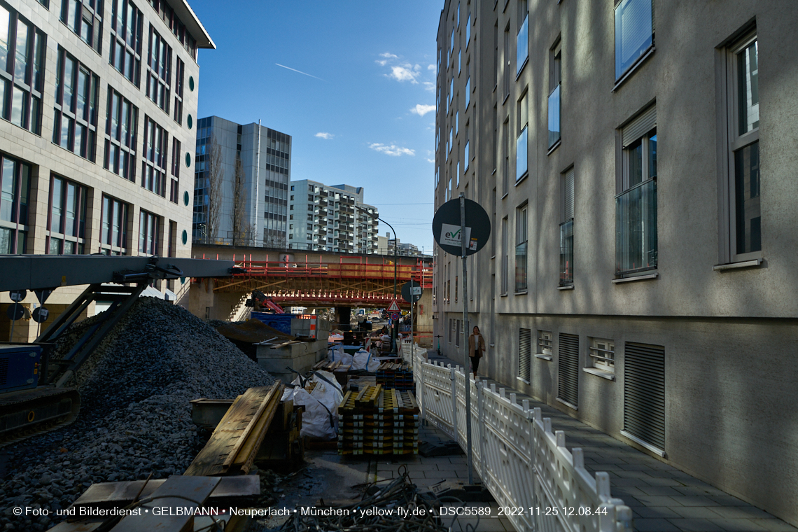 25.11.2022 - Neubau der Eisenbahnbrücke in der Balanstraße