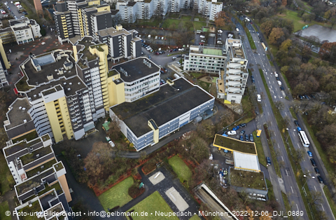 06.12.2022 - Marx-Zentrum, Studentenwohnheim und Wohnanlage Karl-Marx-Ring 52-62 und KMR 53-57c