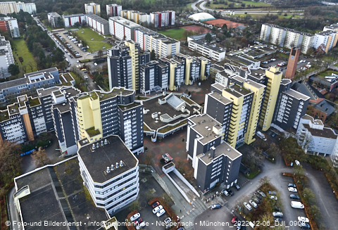 06.12.2022 - Marx-Zentrum, Studentenwohnheim und Wohnanlage Karl-Marx-Ring 52-62 und KMR 53-57c