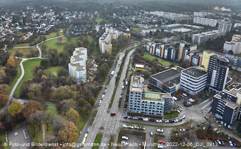 06.12.2022 - Marx-Zentrum, Studentenwohnheim und Wohnanlage Karl-Marx-Ring 52-62 und KMR 53-57c