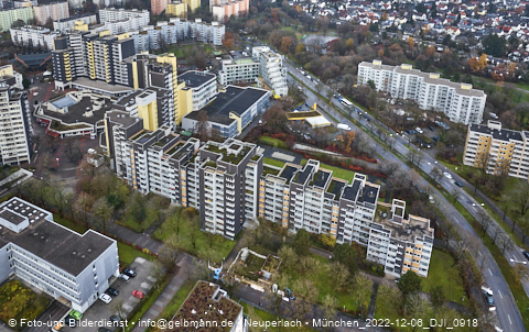 06.12.2022 - Marx-Zentrum, Studentenwohnheim und Wohnanlage Karl-Marx-Ring 52-62 und KMR 53-57c
