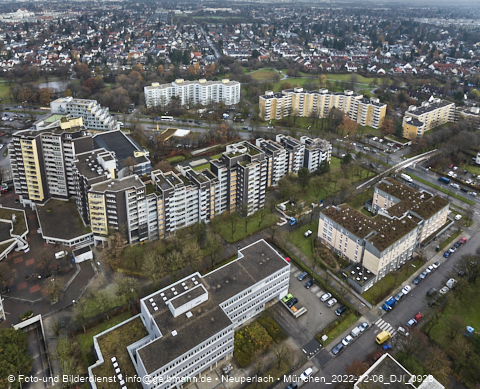 06.12.2022 - Marx-Zentrum, Studentenwohnheim und Wohnanlage Karl-Marx-Ring 52-62 und KMR 53-57c