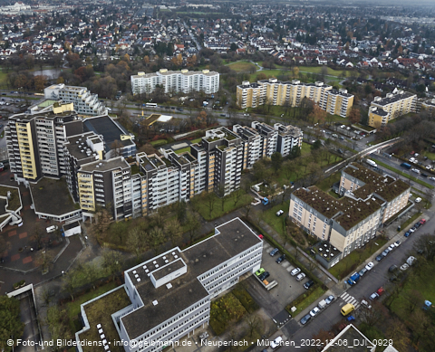 06.12.2022 - Marx-Zentrum, Studentenwohnheim und Wohnanlage Karl-Marx-Ring 52-62 und KMR 53-57c