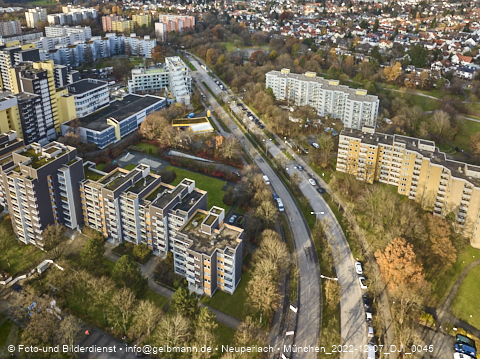 07.12.2022 - Marx-Zentrum, Studentenwohnheim und Wohnanlage Karl-Marx-Ring 52-62 und KMR 53-57c