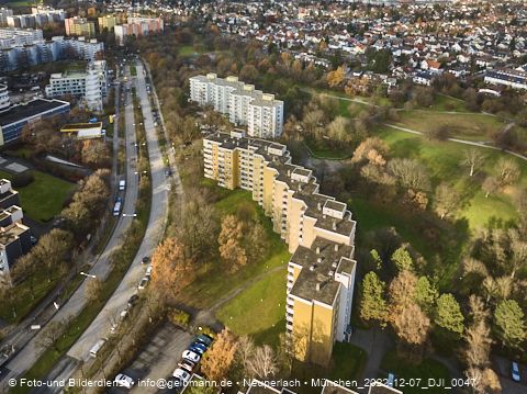 07.12.2022 - Marx-Zentrum, Studentenwohnheim und Wohnanlage Karl-Marx-Ring 52-62 und KMR 53-57c