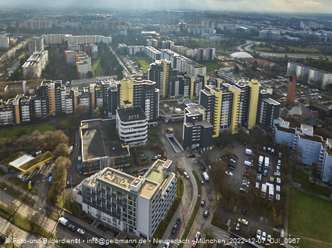07.12.2022 - Marx-Zentrum, Studentenwohnheim und Wohnanlage Karl-Marx-Ring 52-62 und KMR 53-57c
