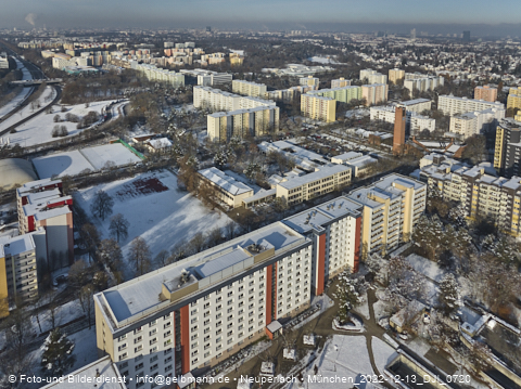 13.12.2022- Marx-Zentrum und Karl-Marx-Ring 52-62 in Neuperlach