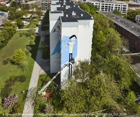 04.05.2023 - Der Blaue Vogel - Wolfgang-Niesner - Der bunte Beton am Karl-Marx-Ring Neuperlach