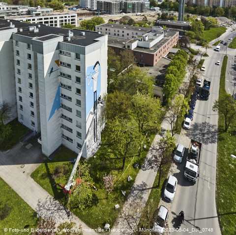04.05.2023 - Der Blaue Vogel - Wolfgang-Niesner - Der bunte Beton am Karl-Marx-Ring Neuperlach