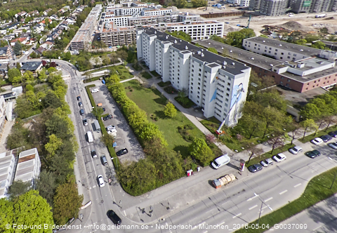 04.05.2023 - Der Blaue Vogel - Wolfgang-Niesner - Der bunte Beton am Karl-Marx-Ring Neuperlach