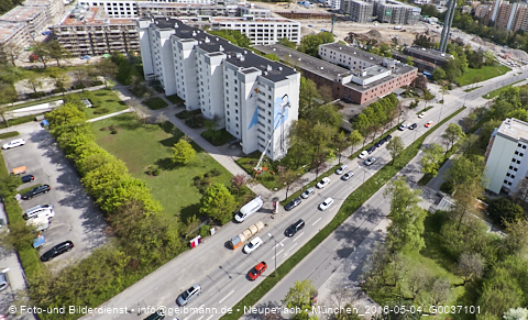 04.05.2023 - Der Blaue Vogel - Wolfgang-Niesner - Der bunte Beton am Karl-Marx-Ring Neuperlach