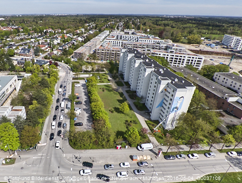 04.05.2023 - Der Blaue Vogel - Wolfgang-Niesner - Der bunte Beton am Karl-Marx-Ring Neuperlach