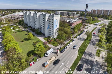 04.05.2023 - Der Blaue Vogel - Wolfgang-Niesner - Der bunte Beton am Karl-Marx-Ring Neuperlach