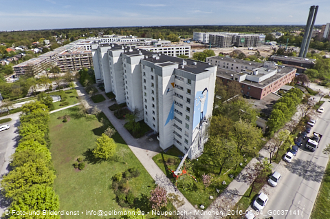 04.05.2023 - Der Blaue Vogel - Wolfgang-Niesner - Der bunte Beton am Karl-Marx-Ring Neuperlach