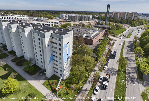 04.05.2023 - Der Blaue Vogel - Wolfgang-Niesner - Der bunte Beton am Karl-Marx-Ring Neuperlach