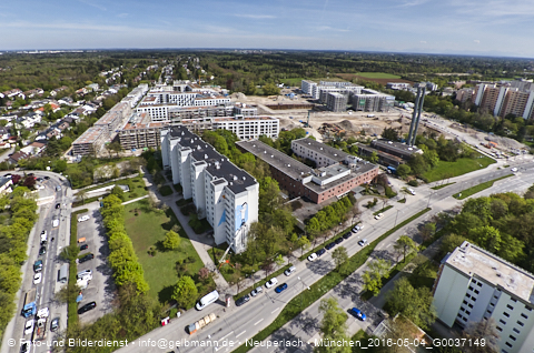 04.05.2023 - Der Blaue Vogel - Wolfgang-Niesner - Der bunte Beton am Karl-Marx-Ring Neuperlach