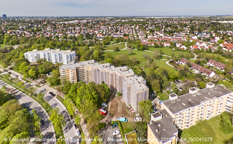 04.05.2023 - Marx-Zentrum, Studentenwohnheim, Wohnanlage Karl-Marx-Ring 52-62, KMR 53-57c Umgebung