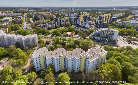 04.05.2023 - Marx-Zentrum, Studentenwohnheim, Wohnanlage Karl-Marx-Ring 52-62, KMR 53-57c Umgebung