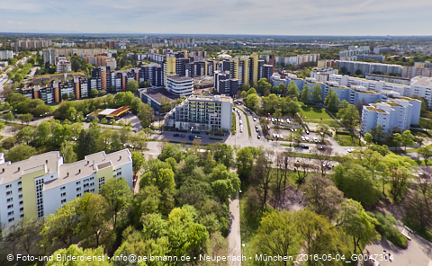 04.05.2023 - Marx-Zentrum, Studentenwohnheim, Wohnanlage Karl-Marx-Ring 52-62, KMR 53-57c Umgebung
