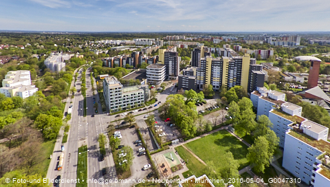 04.05.2023 - Marx-Zentrum, Studentenwohnheim, Wohnanlage Karl-Marx-Ring 52-62, KMR 53-57c Umgebung