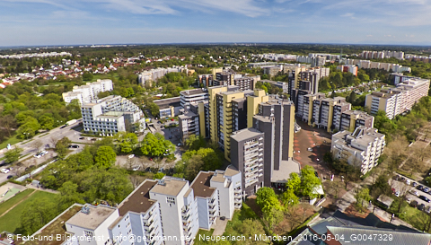 04.05.2023 - Marx-Zentrum, Studentenwohnheim, Wohnanlage Karl-Marx-Ring 52-62, KMR 53-57c Umgebung