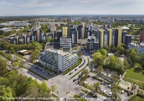 04.05.2023 - Marx-Zentrum, Studentenwohnheim, Wohnanlage Karl-Marx-Ring 52-62, KMR 53-57c Umgebung
